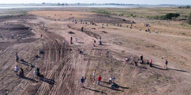 Axel Kicillof visita Pehuajó para inaugurar el Complejo Ambiental