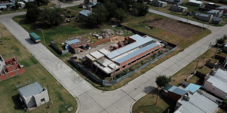 General Pinto | Avanza obra del centro de salud «Eva Perón»