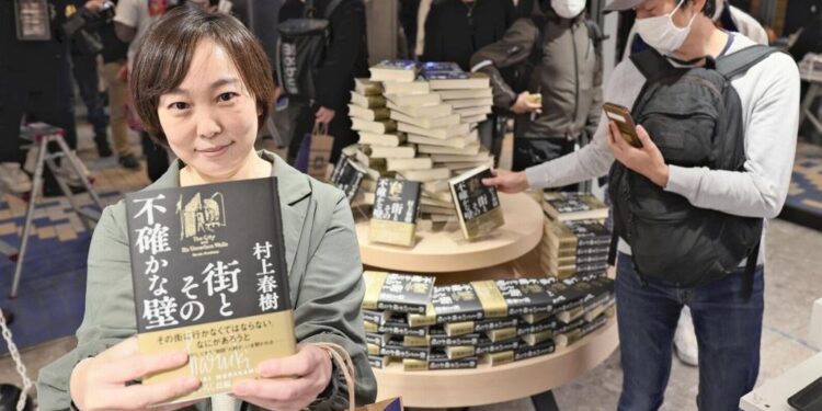 LIBROSFuror en Japón por novela de Haruki Murakami: lo nuevo del escritor de 74 años