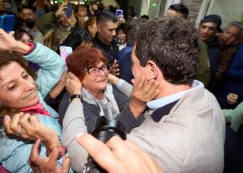 De Pedro pidió discutir una sociedad donde «todos tengan igualdad de oportunidades»