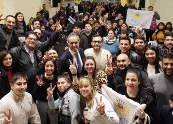 UxP: el kirchnerismo le dio los avales a Scioli, que igualmente impugnó el reglamento por minorías