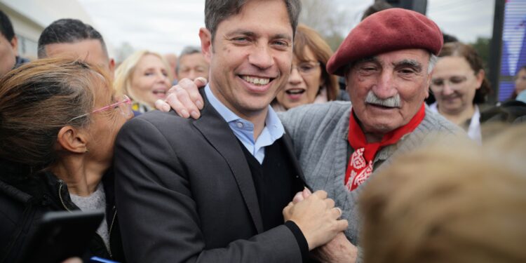 «El modelo de salud de la provincia empieza por los barrios, es gratuito y de altísima calidad»