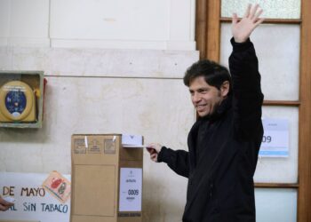 Axel Kicillof se impone en la provincia de Buenos Aires con el 36% de los votos