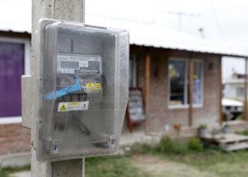 Proyecto sobre reducción de tarifas eléctricas: se debate en comisión del Senado