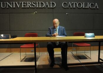 El exministro que creó el corralito de 2001, dice que votará a Milei