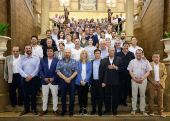 Kicillof mantuvo una reunión con intendentes electos de la provincia