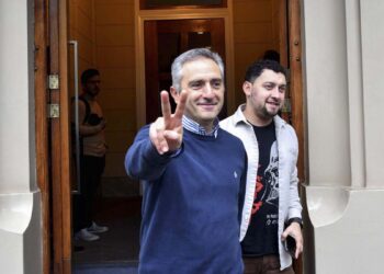 «El peronismo tiene que reflexionar» dice el ministro bonaerense Andrés Larroque