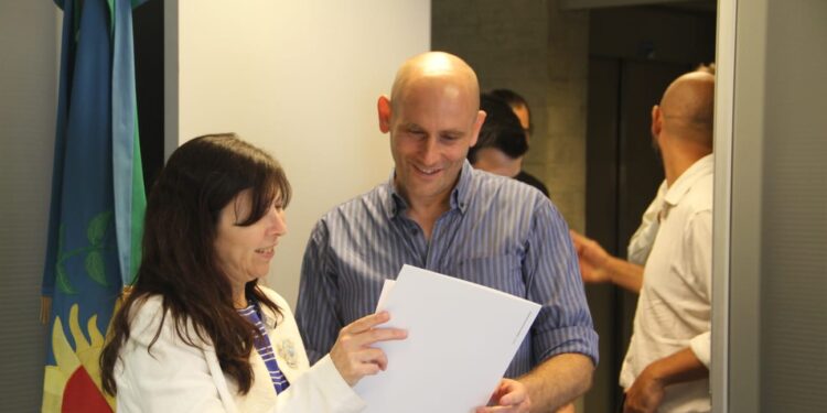 Viviendas | Intendentes programan y analizan obras con la ministra Batakis