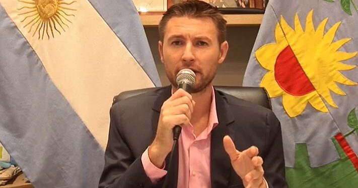 Intendente advierte «estamos empezando a discutir lo más sagrado»