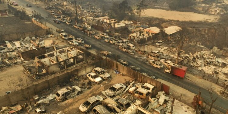 Incendios «provocados» | Cien chilenos fallecidos y en Argentina las llamas avanzan hacia Esquel