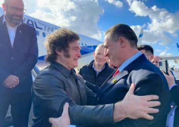 Milei arribó a Israel donde será recibido por el PM, luego visita al Papa y a la presidenta de Italia