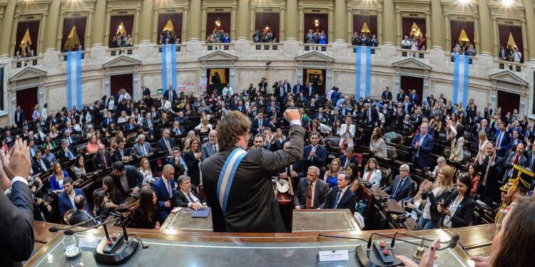Historia de un pacto improbable