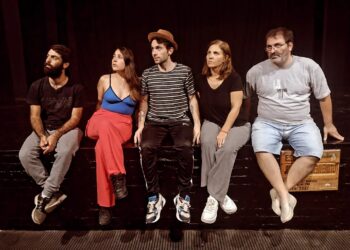 «Es fundamental la mirada de otro en teatro, es el motor de la actuación»