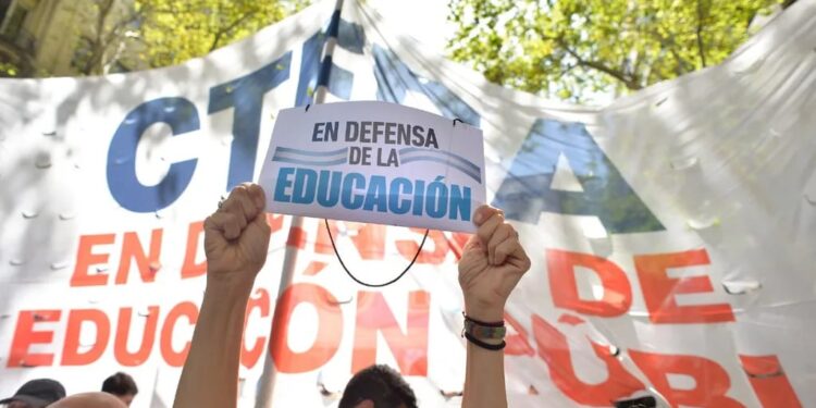 Jueves | Paro docente con alta adhesión en todo el país