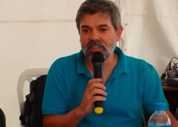 «Lo que hoy se entiende como periodismo está pensado muchas veces solo de la lógica de la noticia como una mercancía»