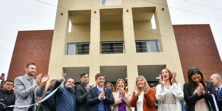 Kicillof inauguró la Casa de la Provincia en General Viamonte y homenajeó a Eva Perón