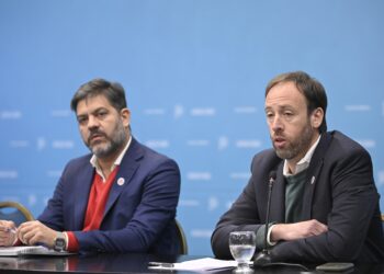 Aumento salarial para trabajadores y trabajadoras provinciales