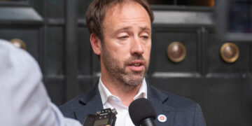 Pablo López: “Seguiremos reclamando los recursos que pertenecen a las y los 17 millones de bonaerenses”